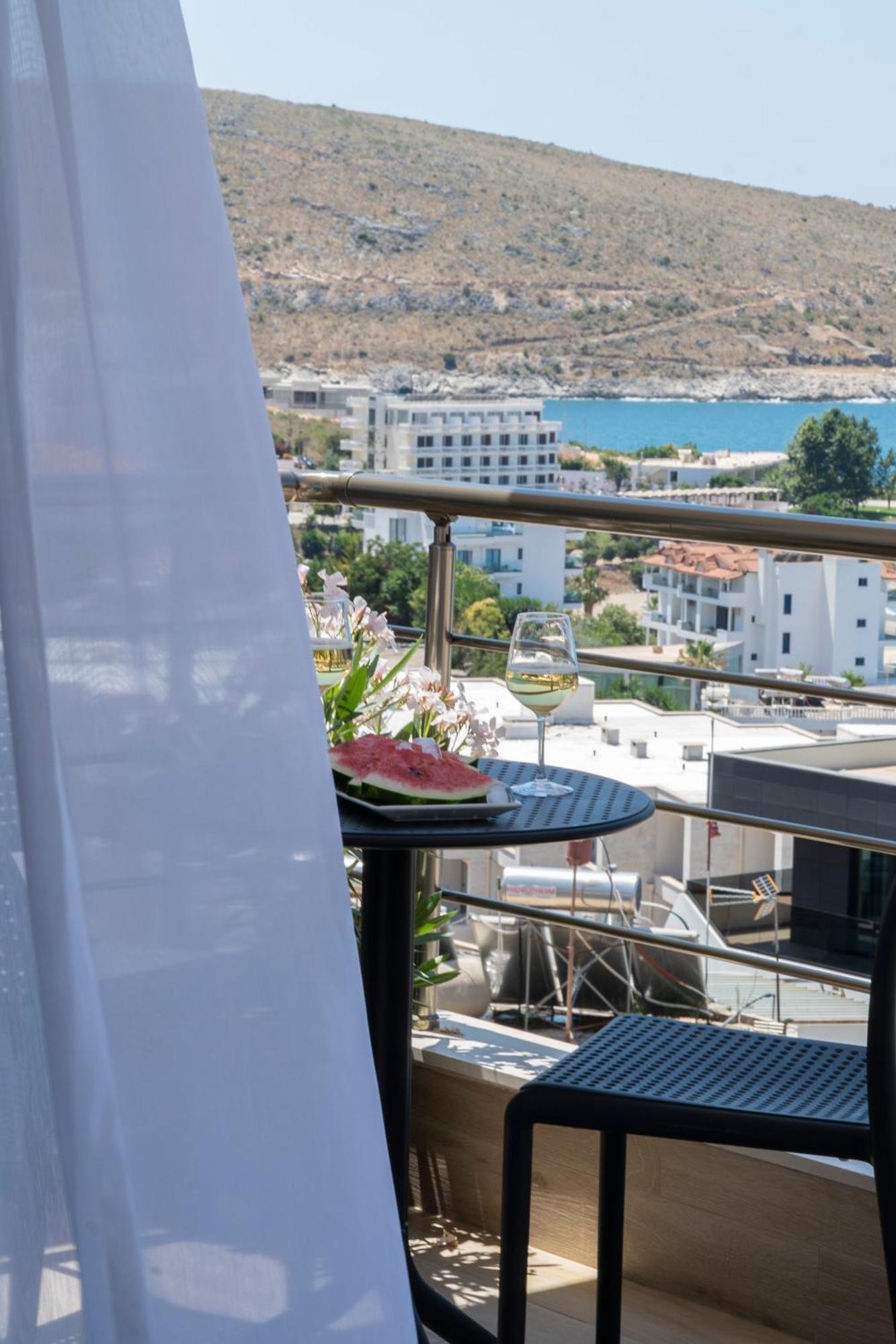 Mateo Apartments Саранде Екстериор снимка