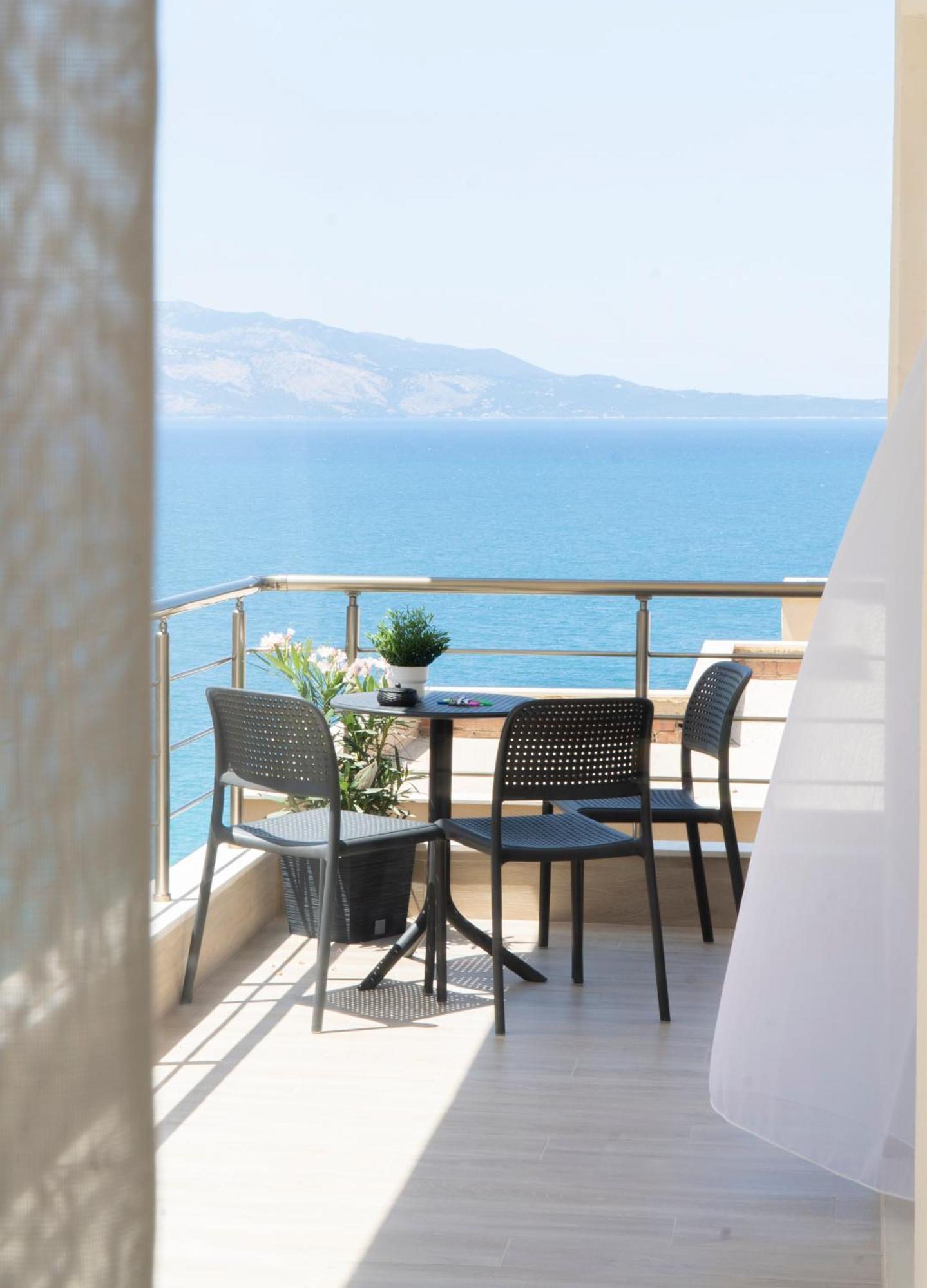 Mateo Apartments Саранде Екстериор снимка