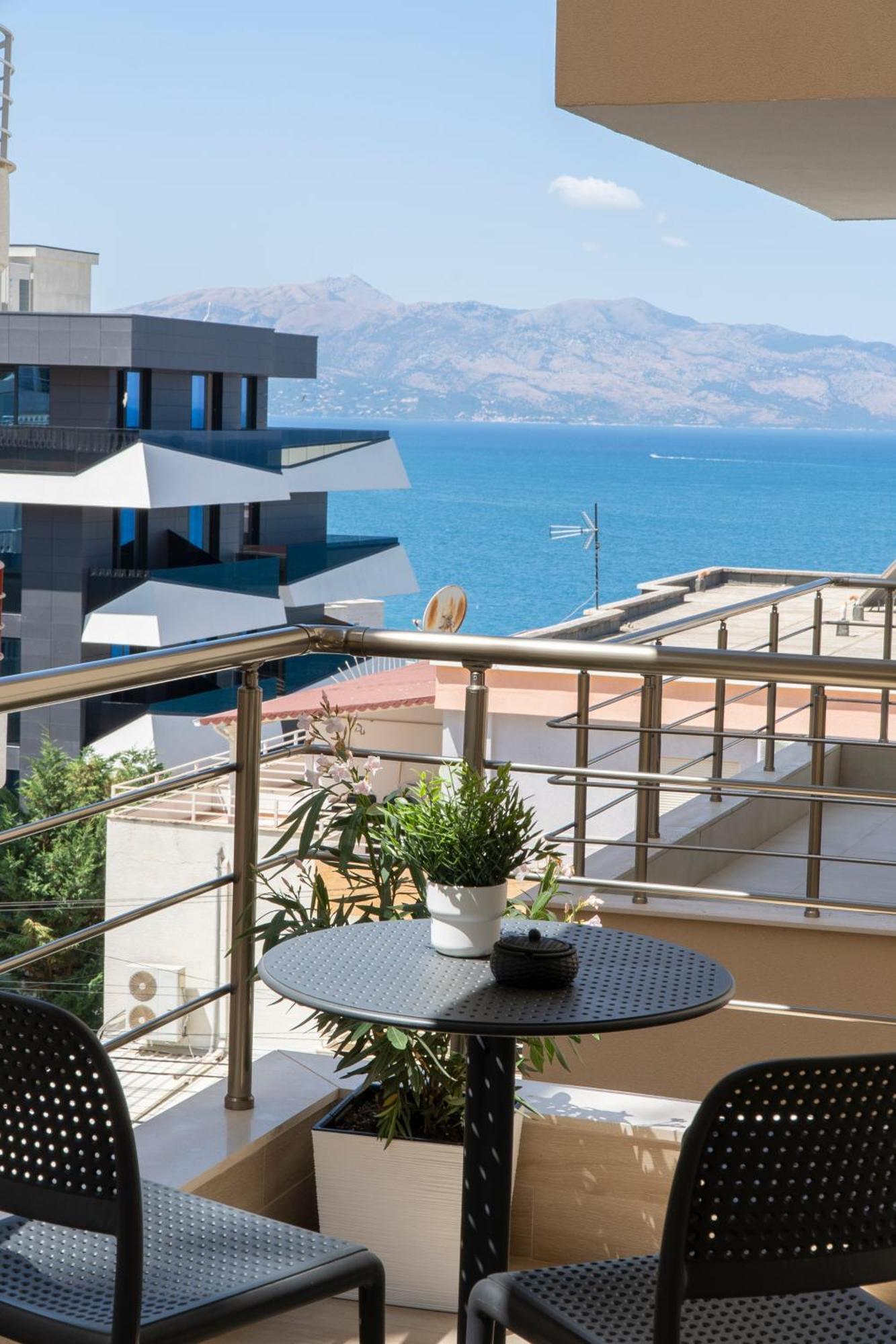 Mateo Apartments Саранде Екстериор снимка